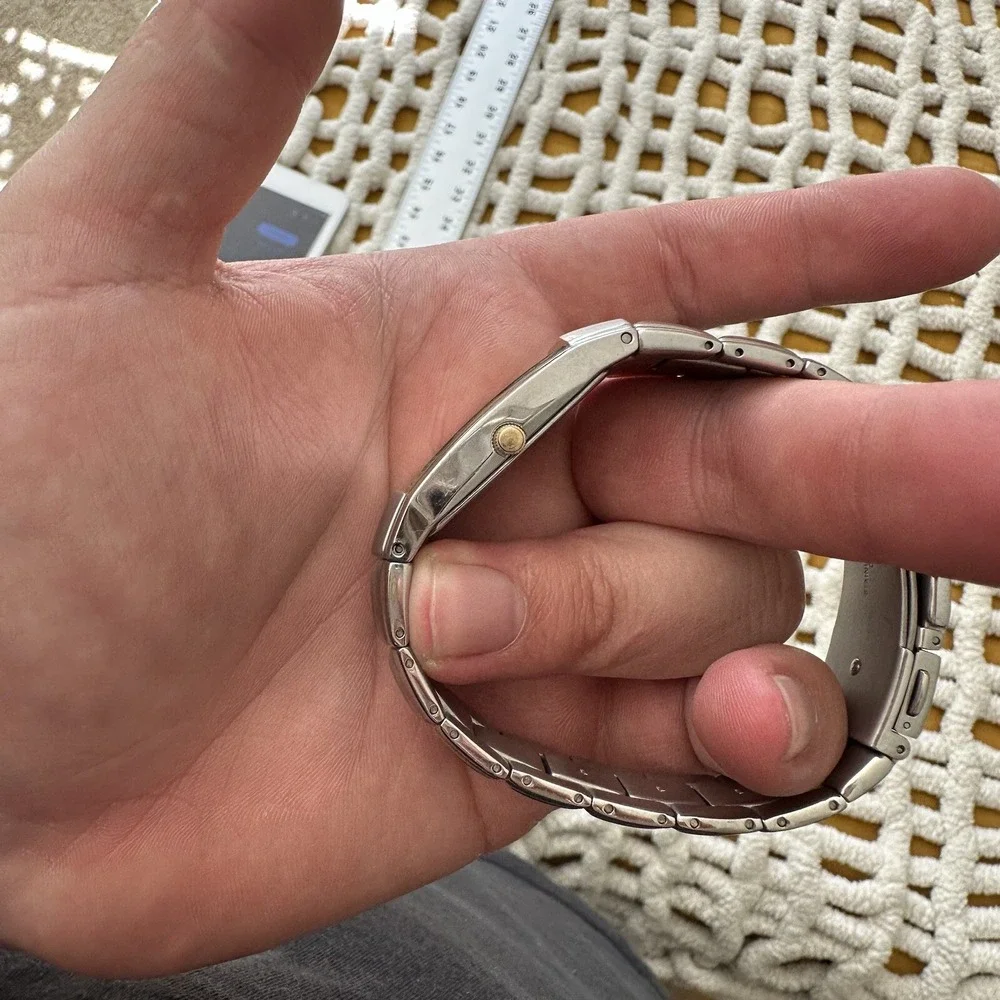Kenneth Cole‎ Ladies KC51050001 Crystal Accented SS Watch Needs New Battery